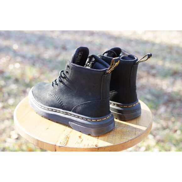 Doc Martens Crewson Chukka Black Leather Boot NWT - Picture 2 of 5